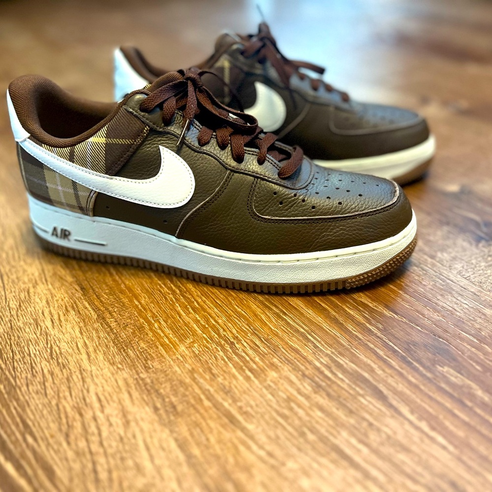 NWOT Authentic MEN’S Air Force 1 Plaid CACAO WOW